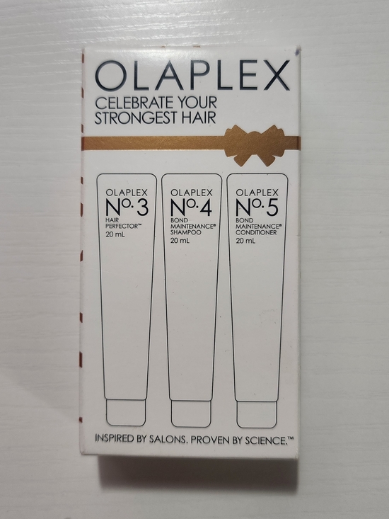 OLAPLEX Other - OLAPLEX White & Gold Travel Trio Hair Repair Set